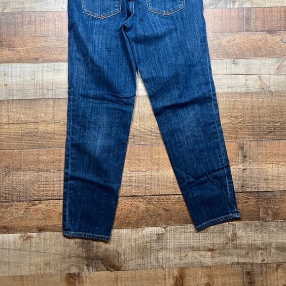 Talbots Flawless Five Pocket Distressed Boyfriend Jeans size 2 - Picture 3 of 5